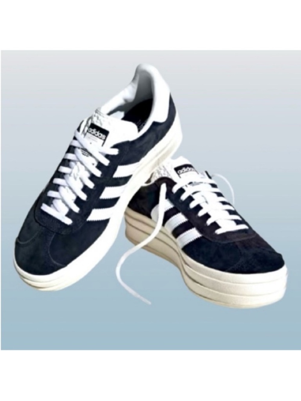 Adidas Originals Gazelle Bold Sneakers. Size: 6. MINT CONDITION